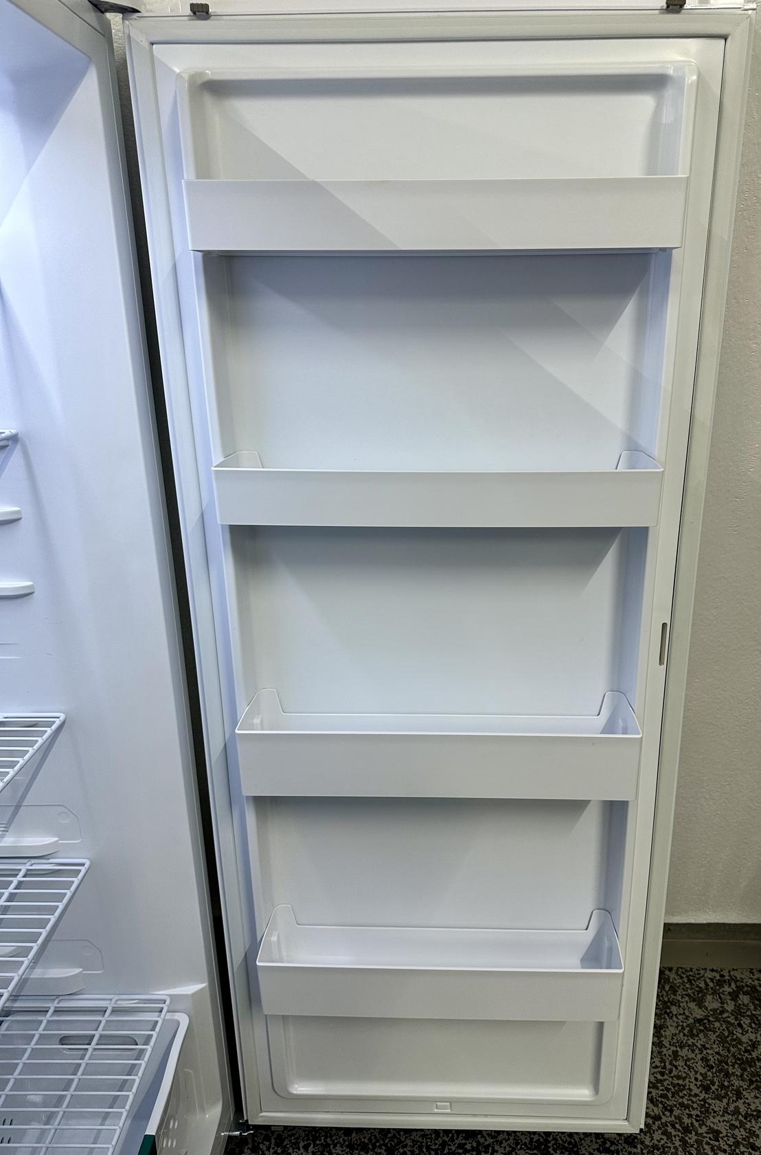 Hisense 13.6 cu. ft. Garage Ready Frost Free Convertible Upright Freezer