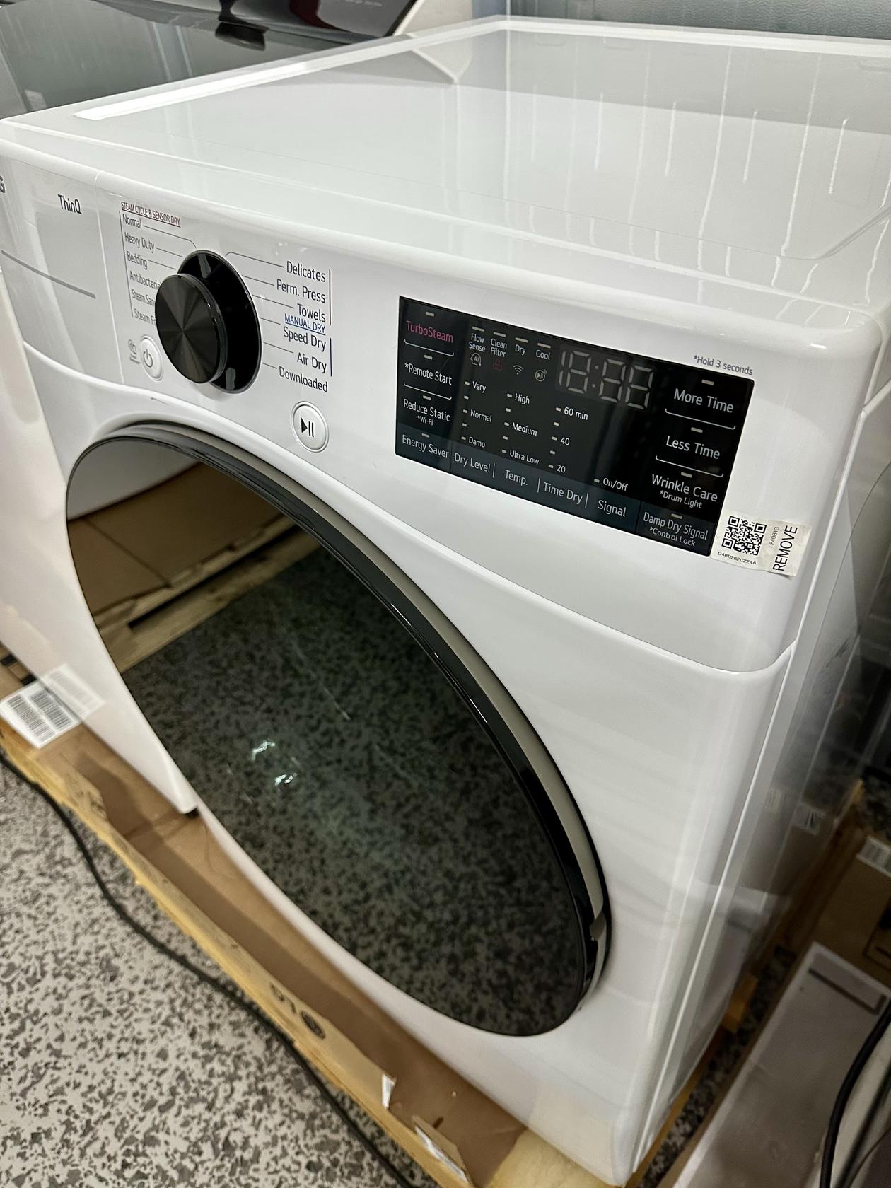 LG 7.4 cu. ft. ELECTRIC Dryer with TurboSteam and Built-In Intelligence