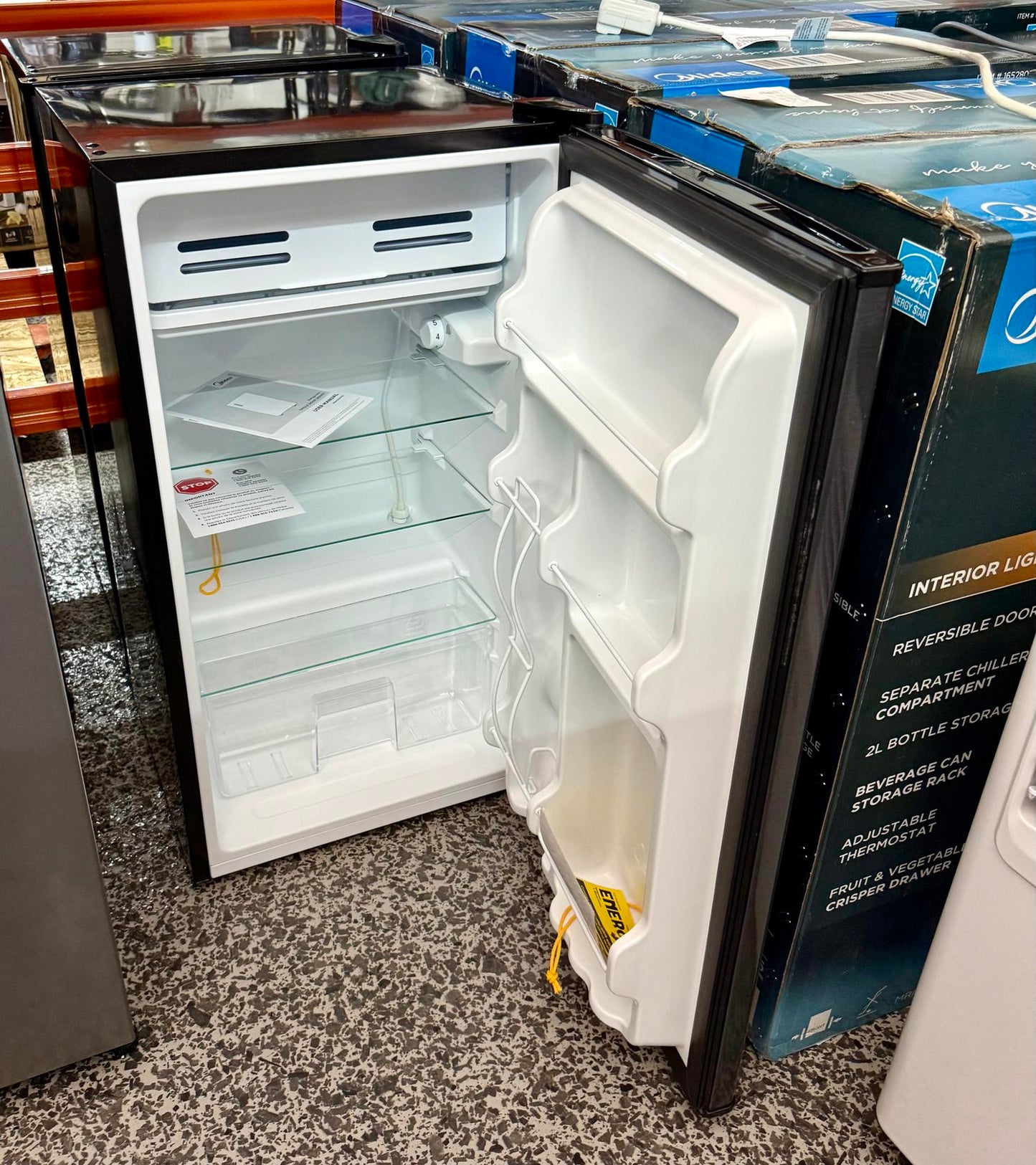 Midea 3.3 cuft Compact Fridge MRM33S8ASL