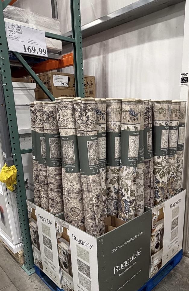 Ruggable Area Rug 5' x 7'