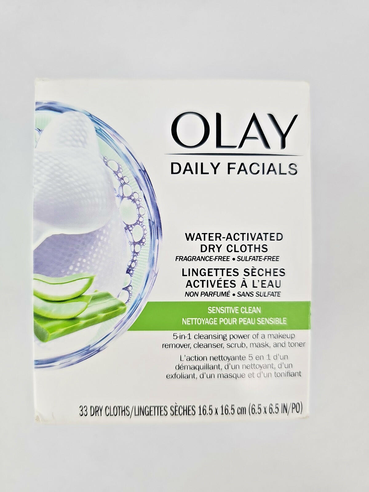 Olay Eye Makeup Remover Wipes, Daily Facials Gentle Face Cleanser for Sensitive Skin, Alcohol and Fragrance Free, Soft Face Wash Towels, Travel Essentials for Women, Dry Cloths, 33 ct