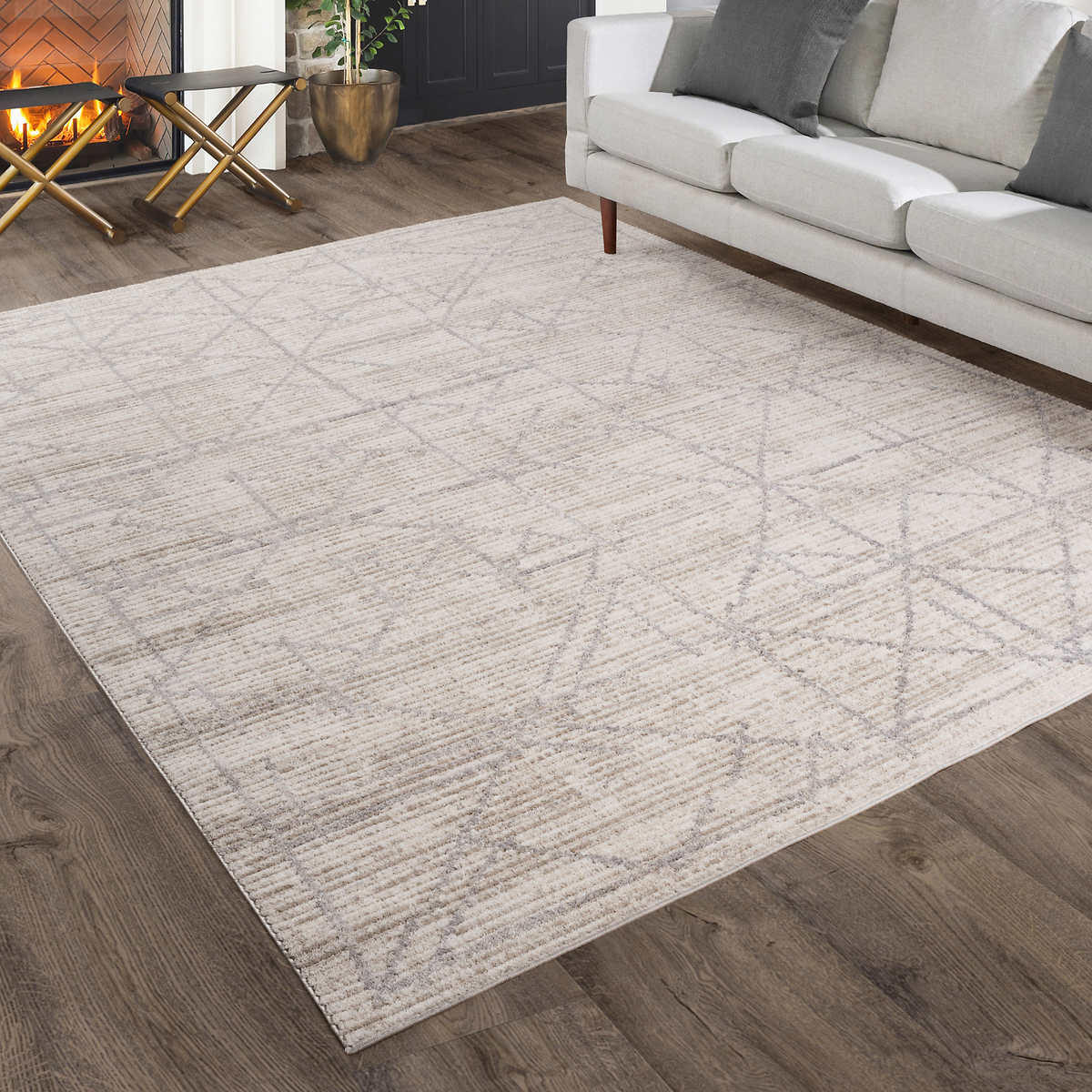 Oraya Area Rug, Tam Rug Size: 7 ft. 10 in. x 10 ft.
