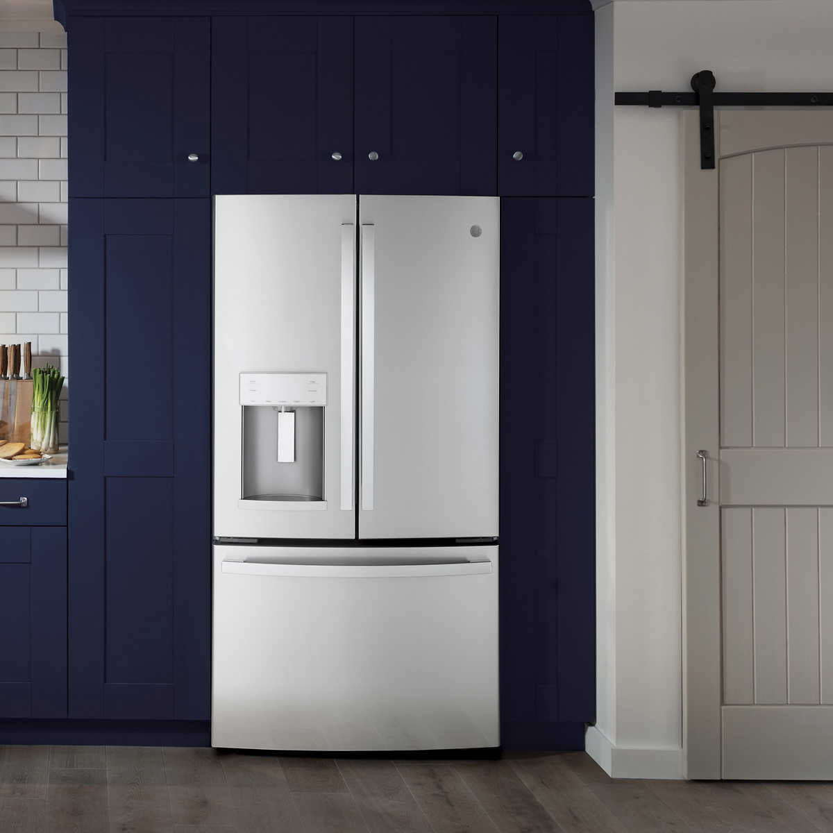 GE 22.1 cu. ft. Counter-Depth French Door Refrigerator with TwinChill Evaporators