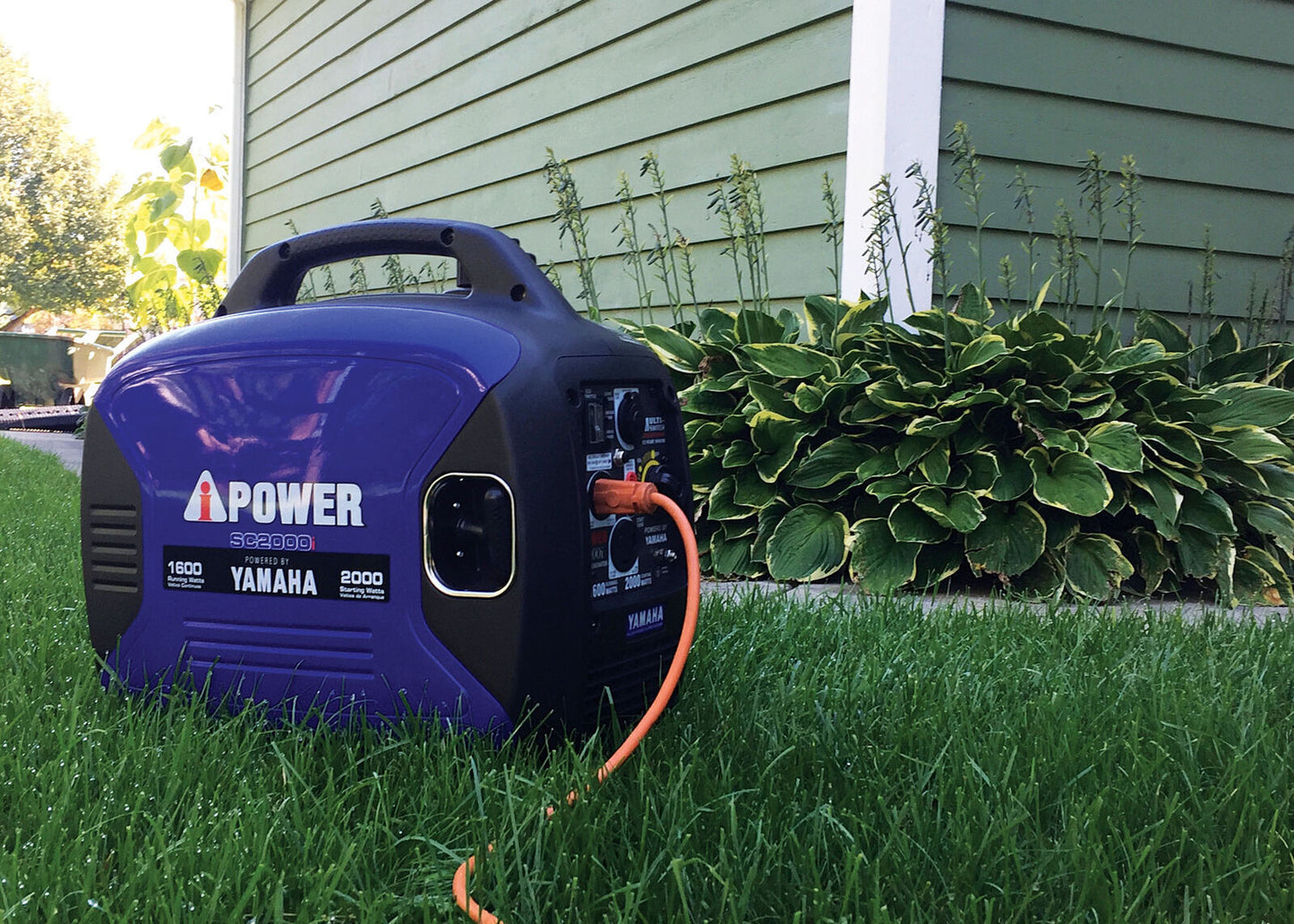 A-IPower 1600W Running / 2000W Peak Yamaha Powered Gas Inverter Generator