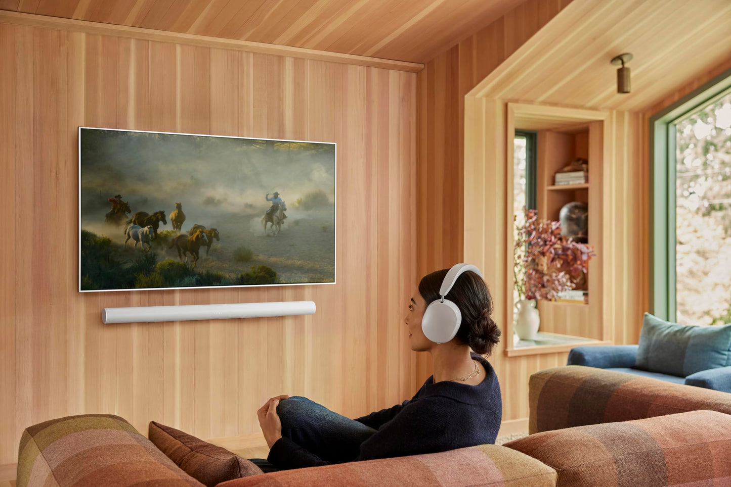 Sonos Arc Ultra Soundbar with Dolby Atmos and Voice Control - 9.1.4 Surround Sound for TV and Music - White