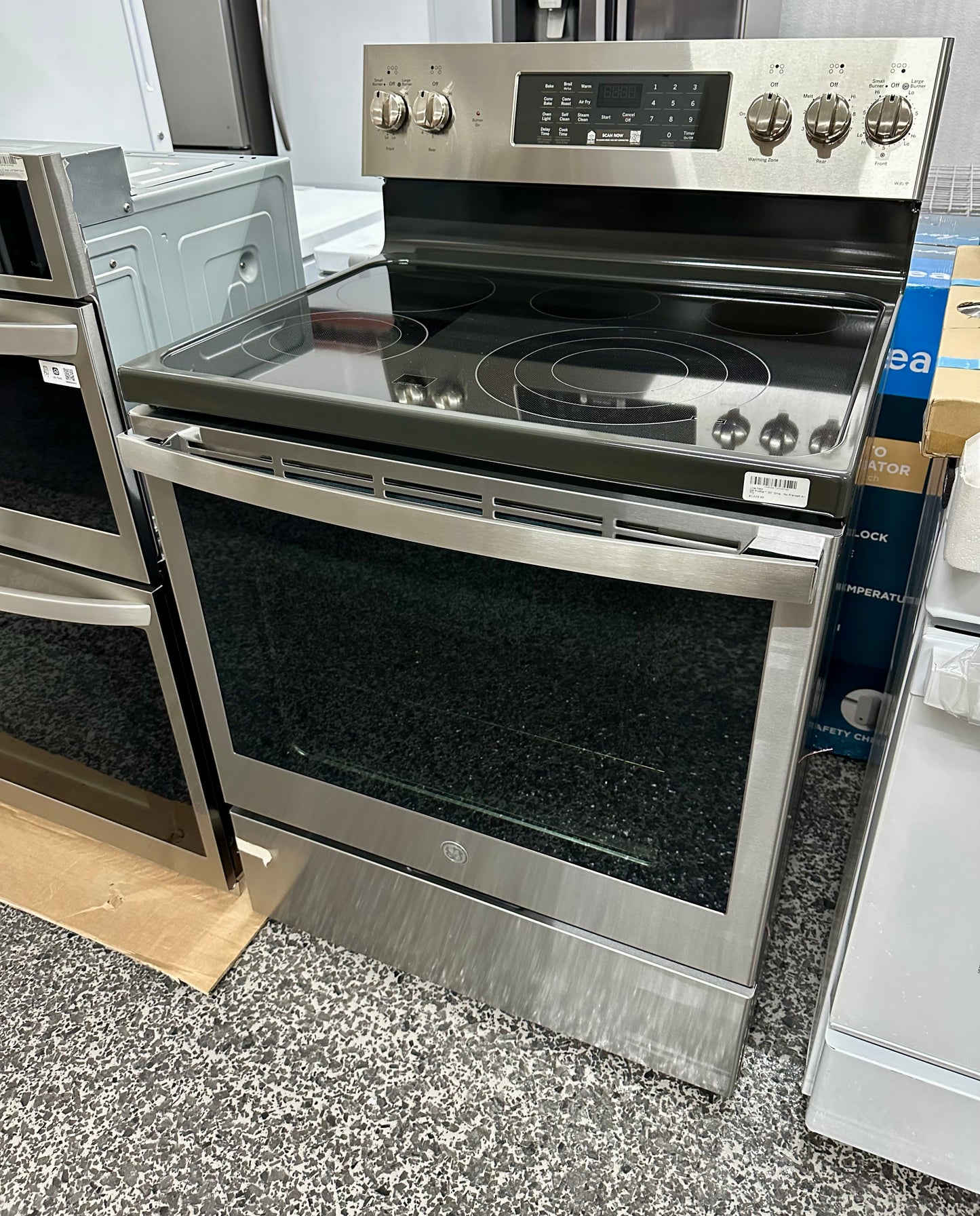 GE Profile™ 30" Smart Free-Standing Electric Convection Fingerprint Resistant Range with No Preheat Air Fry