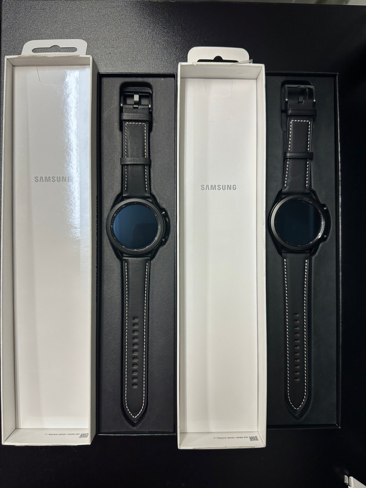 SAMSUNG Galaxy Watch 3 (45mm, GPS, Bluetooth) Smart Watch with Advanced Health Monitoring, Fitness Tracking, and Long lasting Battery - Mystic Black (US Version)