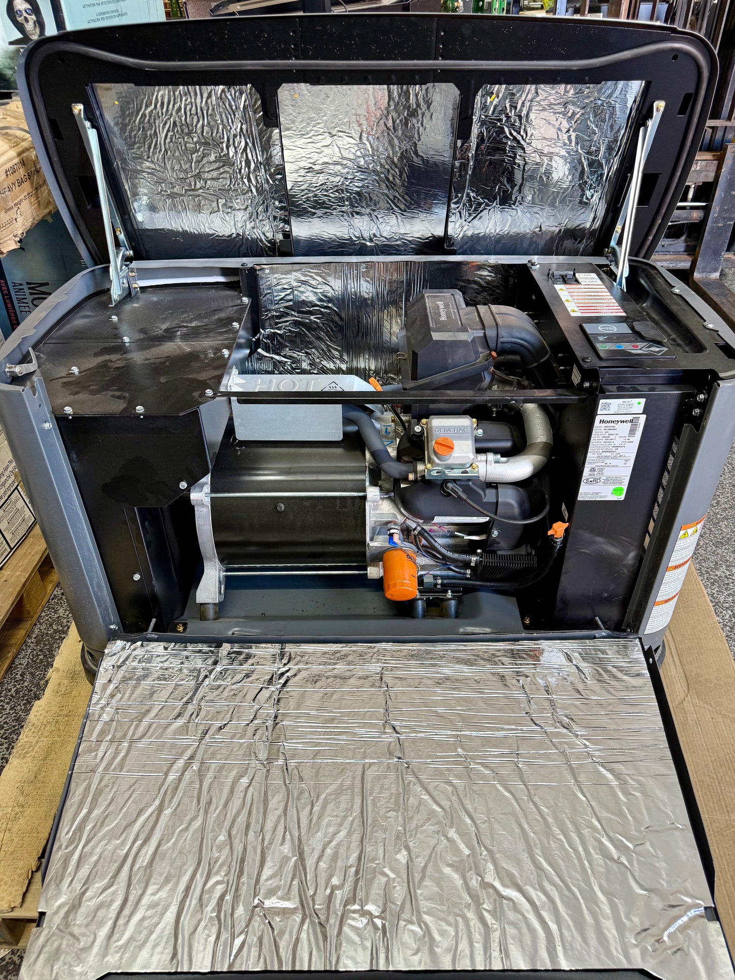 Honeywell 22kW Home Standby Generator with Transfer Switch 22kW Home Standby Generator with Transfer Switch