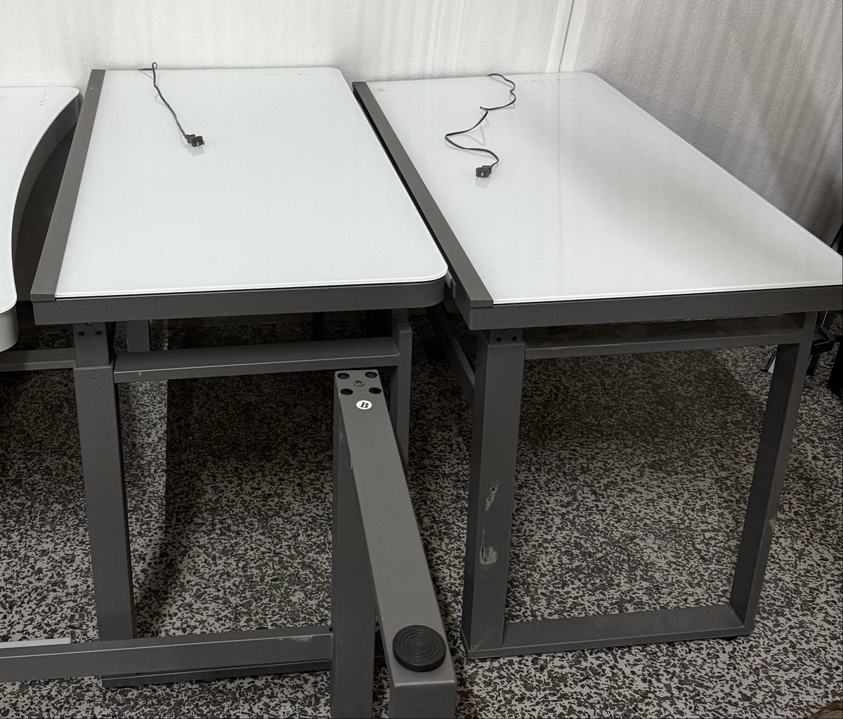 Tresanti Adjustable Height Sit/Stand Tech Desk, 47.3"L x 23.7"W x 29.4"- 47"H, White