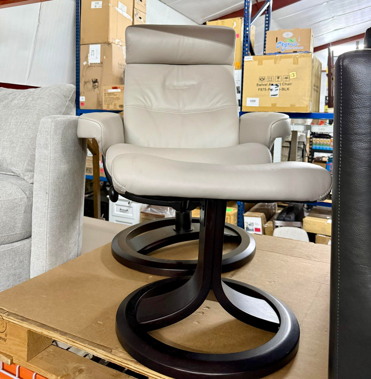 Oslo Leather Recliner & Ottoman