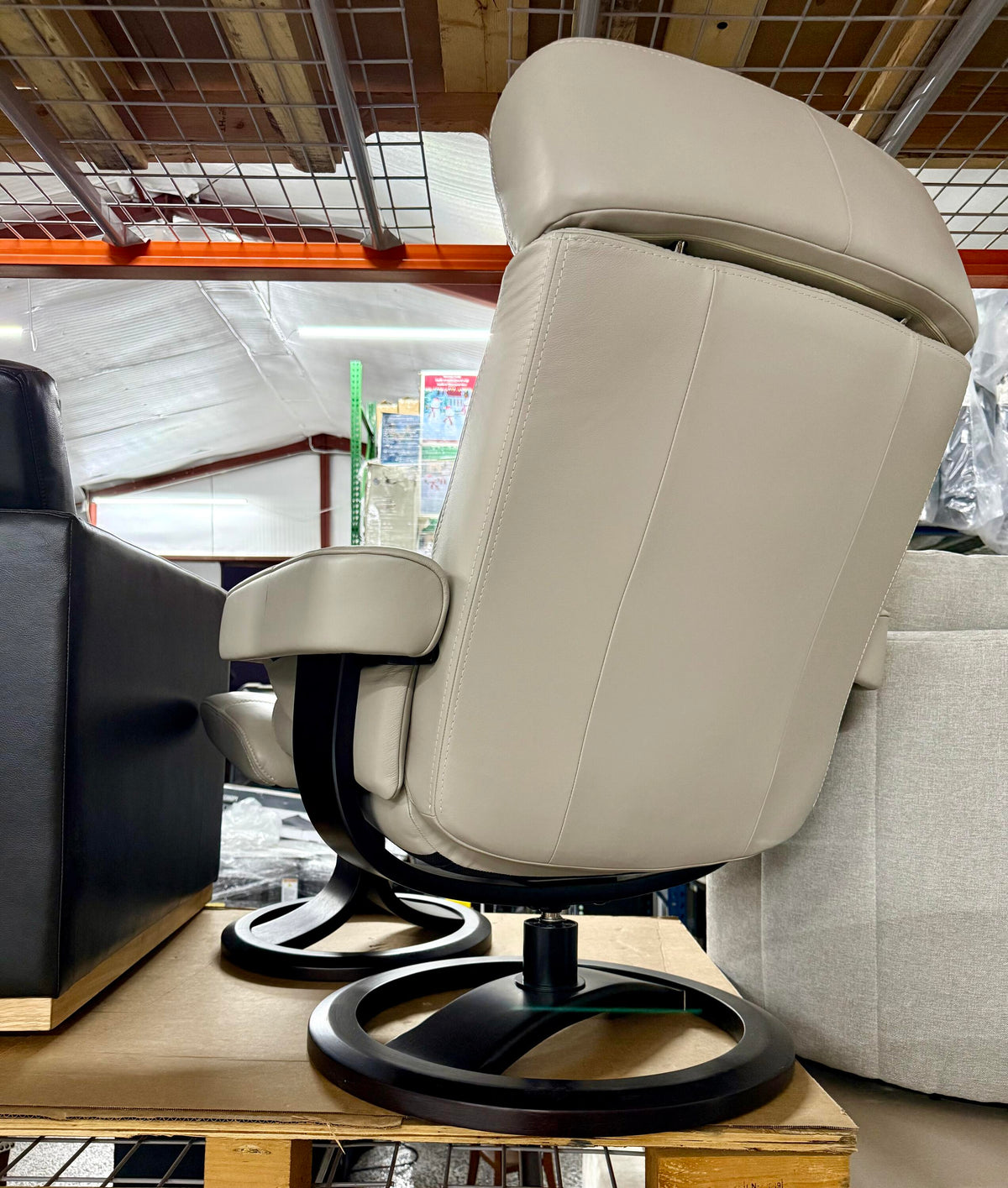 Oslo Leather Recliner & Ottoman