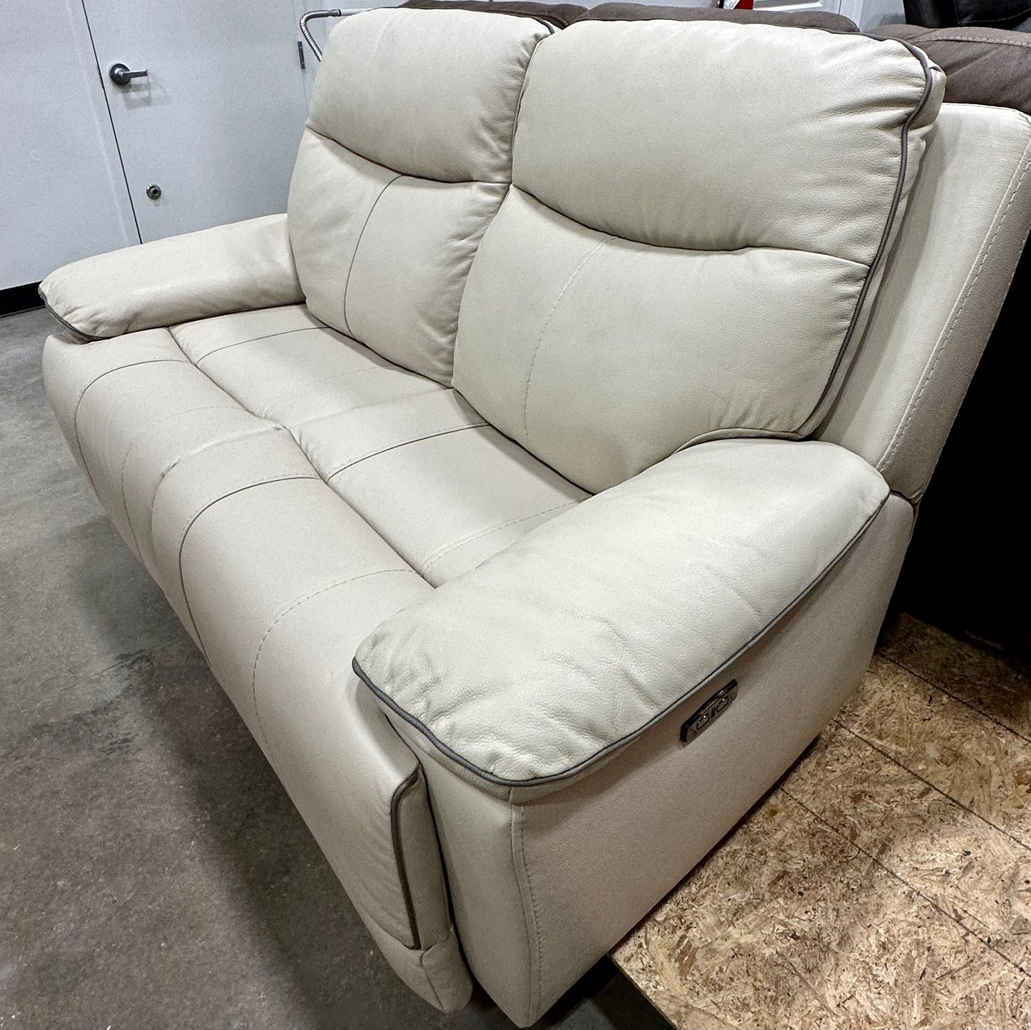 Messina Leather Power Reclining Loveseat with Power Headrests