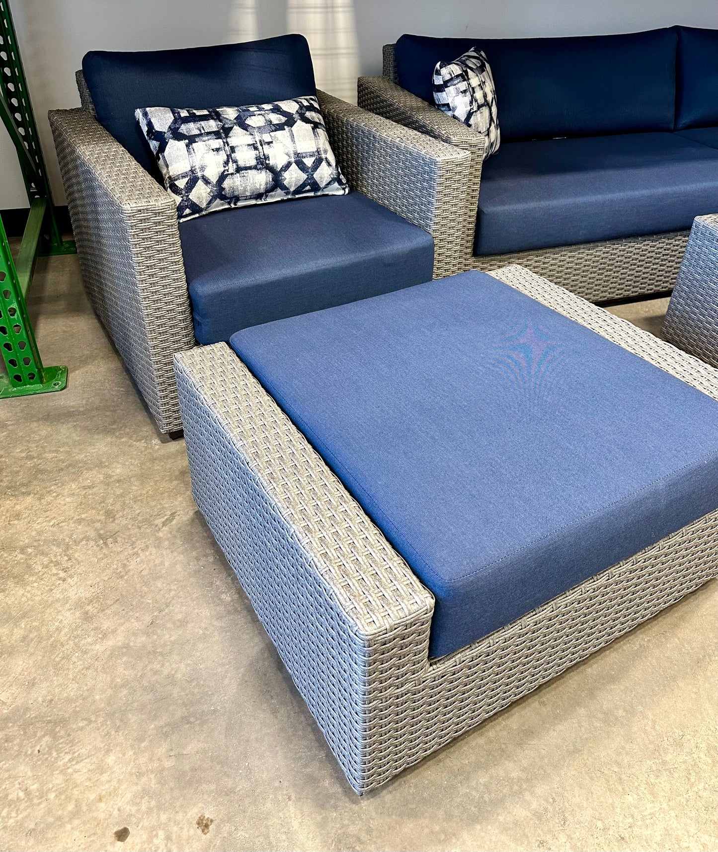 Rafael 7-piece Outdoor Patio Seating Set