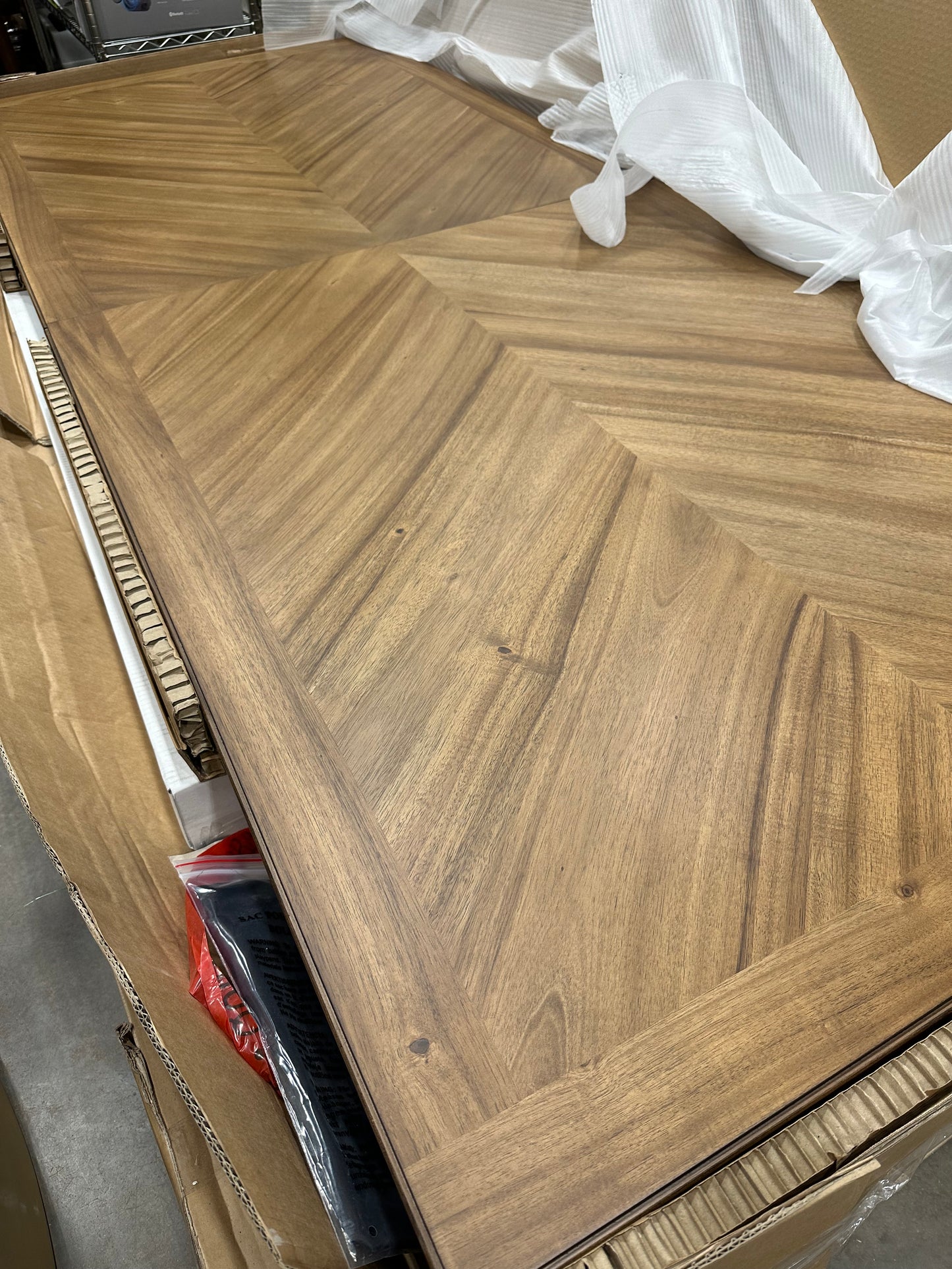 Zealand 9-piece Dining Table Set