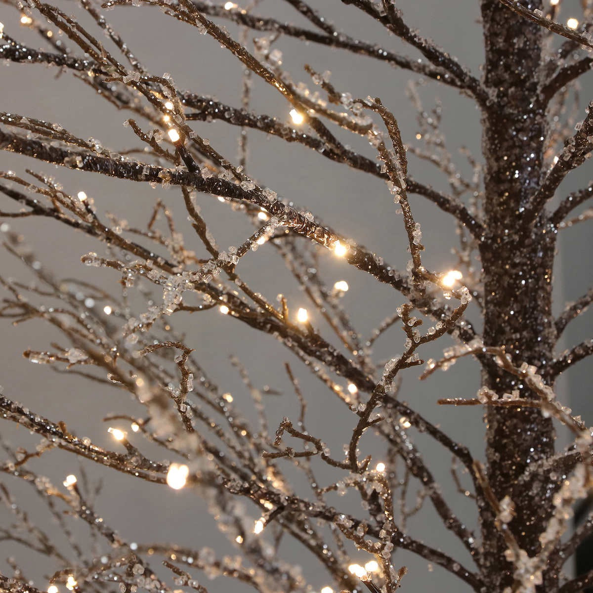 7' Iced LED Tree