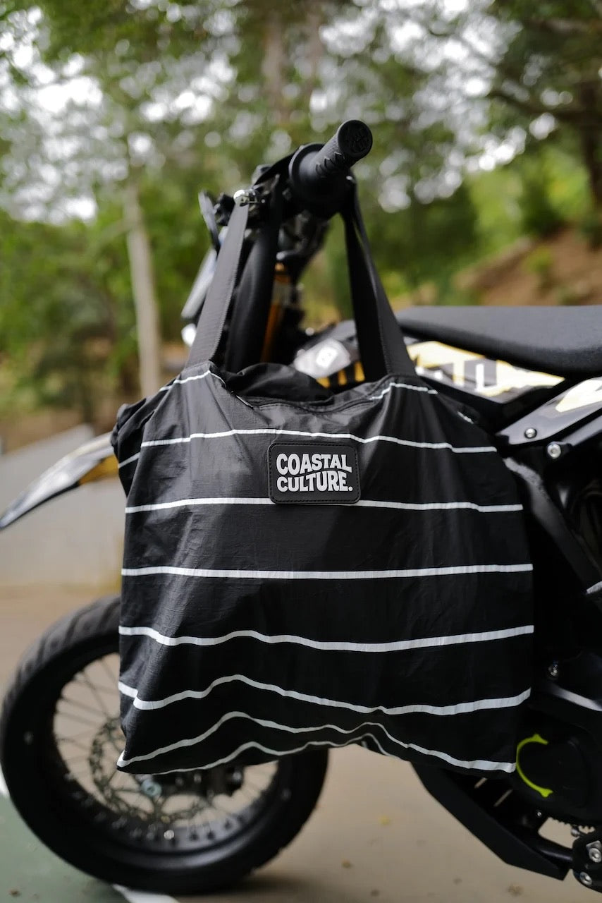 Coastal Culture Everyday Tote, Assorted Colors