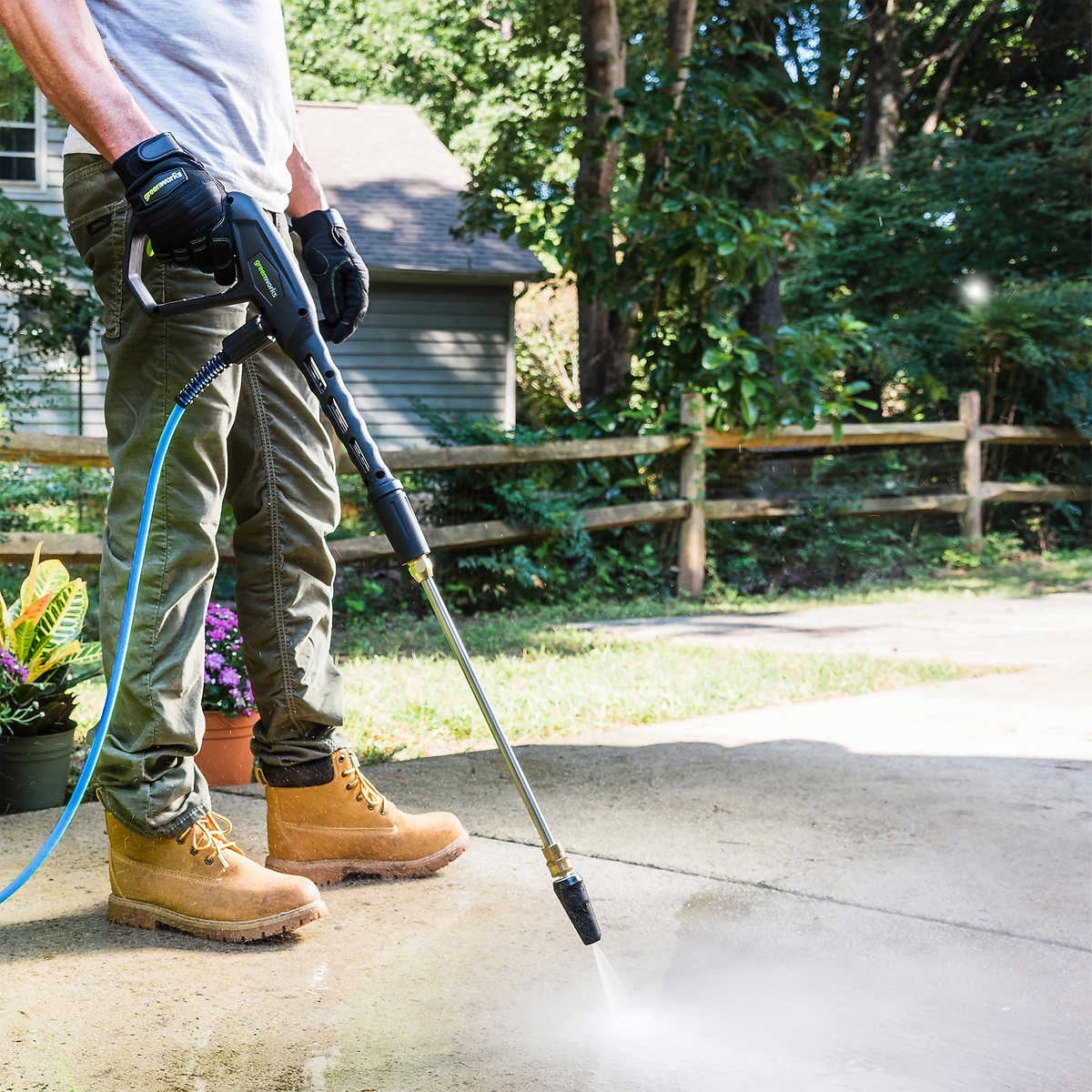 Greenworks 2000 PSI 1.2 GPM Pressure Washer