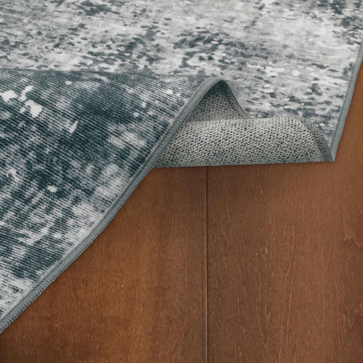 Wyatt & Ash Washable 5’3” x 7’5” Area Rug