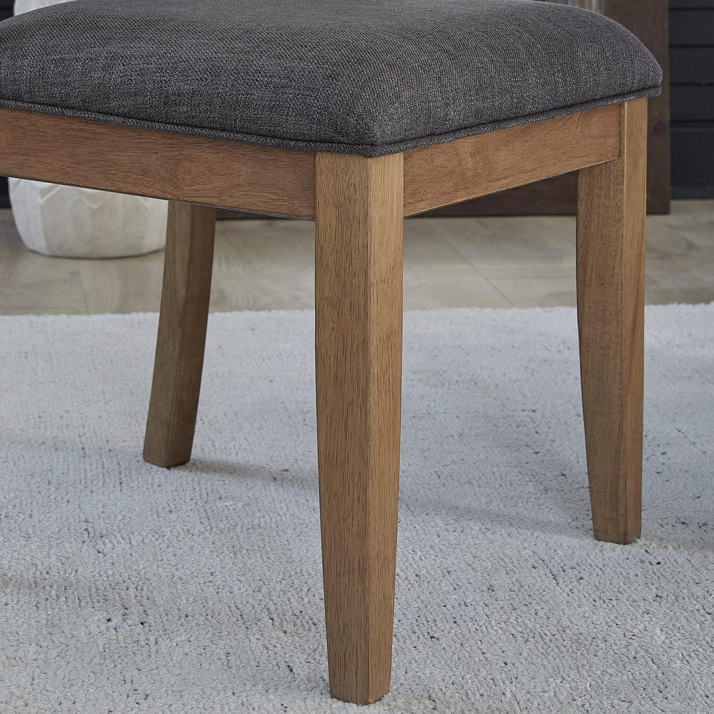 Zealand 54" Round Dining Table and 4 Chairs