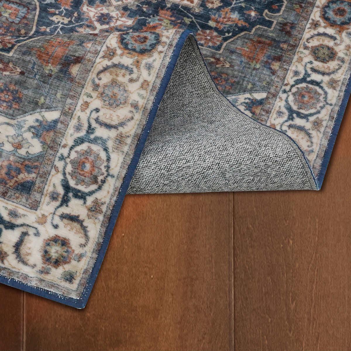 Wyatt & Ash Washable 5’3” x 7’5” Area Rug