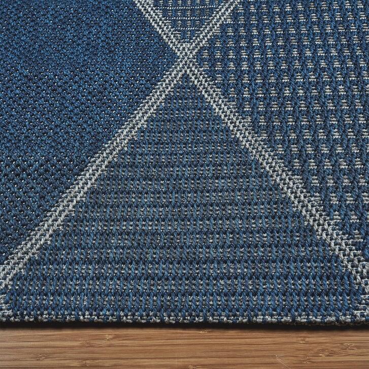Laguna Indoor/Outdoor Area Rug, Morris Navy Gray, 5'3” x 7'