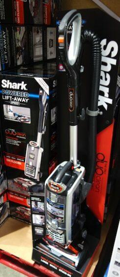 Shark DuoClean UV810 Powered Lift-Away Speed Upright Vacuum