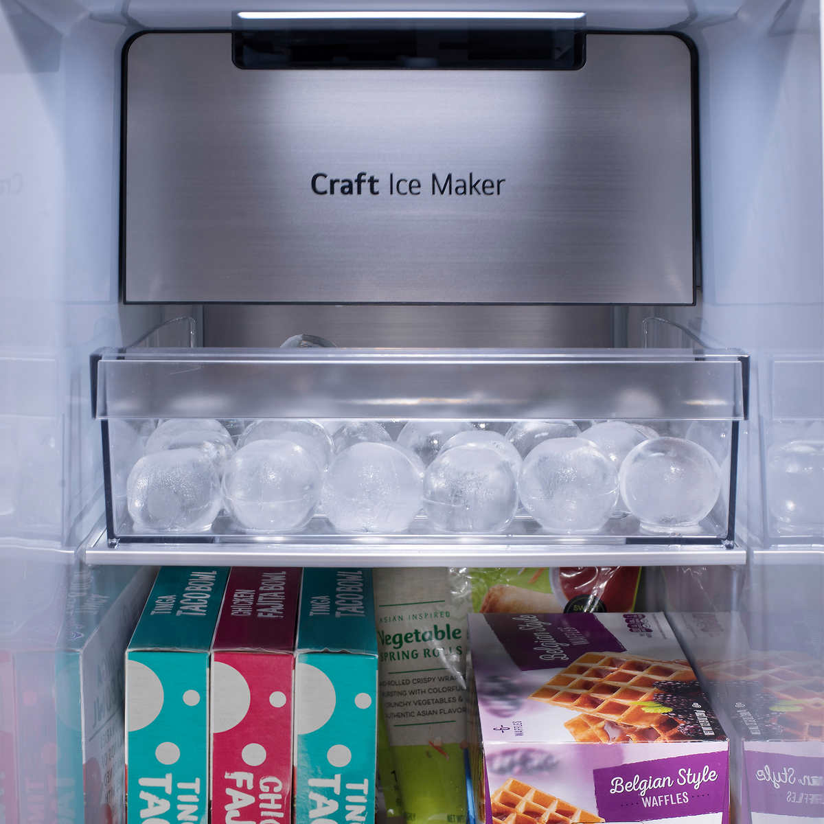 LG 27 cu.ft. Smart Side-By-Side InstaView Door-in-Door Refrigerator with Craft Ice