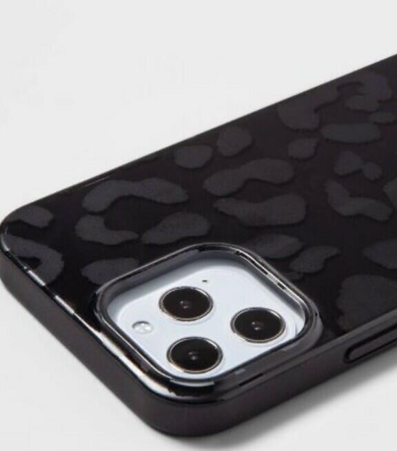 Heyday Silicone Phone Case for iPhone 13 Pro Hardshell - BLACK LEOPARD