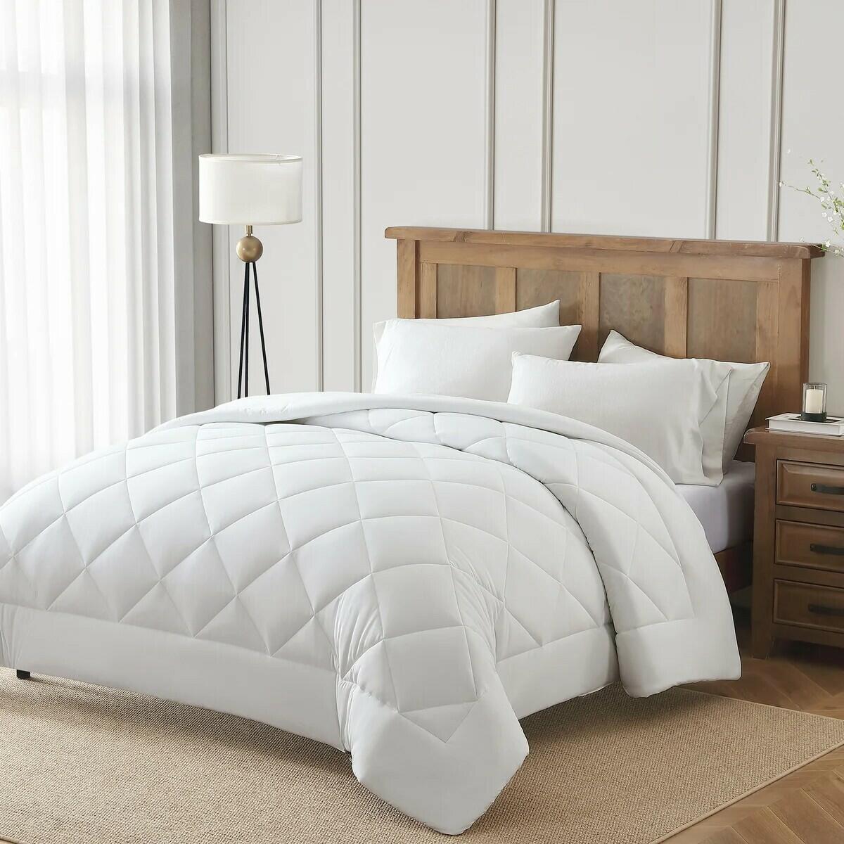 Sutton Place Cooling Comforter, King, White