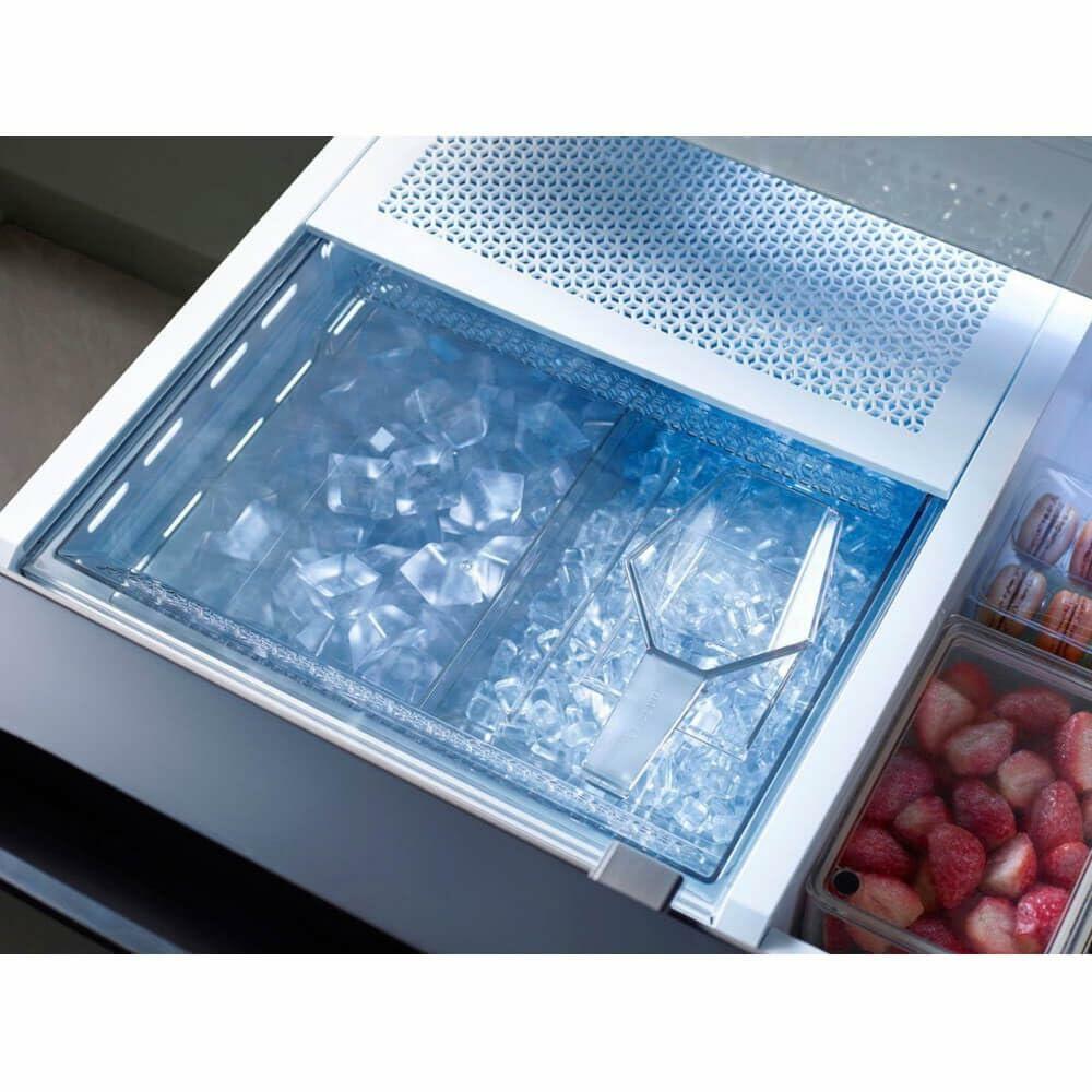 Samsung RF25C5551SR 25 Cu. Ft. Counter-Depth French Door Refrigerator with Dual Auto Ice Maker & Wi-Fi Smart Control – Fingerprint Resistant Stainless Steel